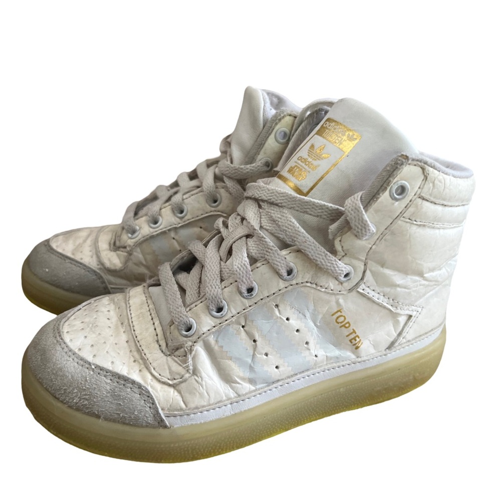 Adidas Juniors HI Top Ten Hi “Yoda" Star Wars Shoes Size 10K, Glow in the Dark
